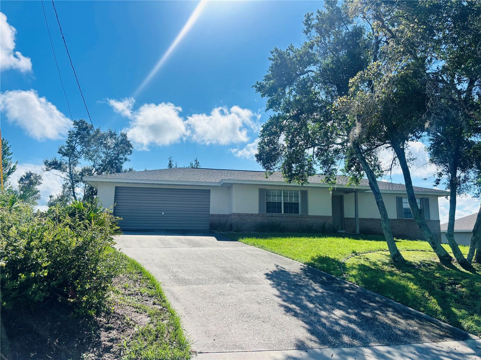 2139 E Old Mill Dr Property Photo 1