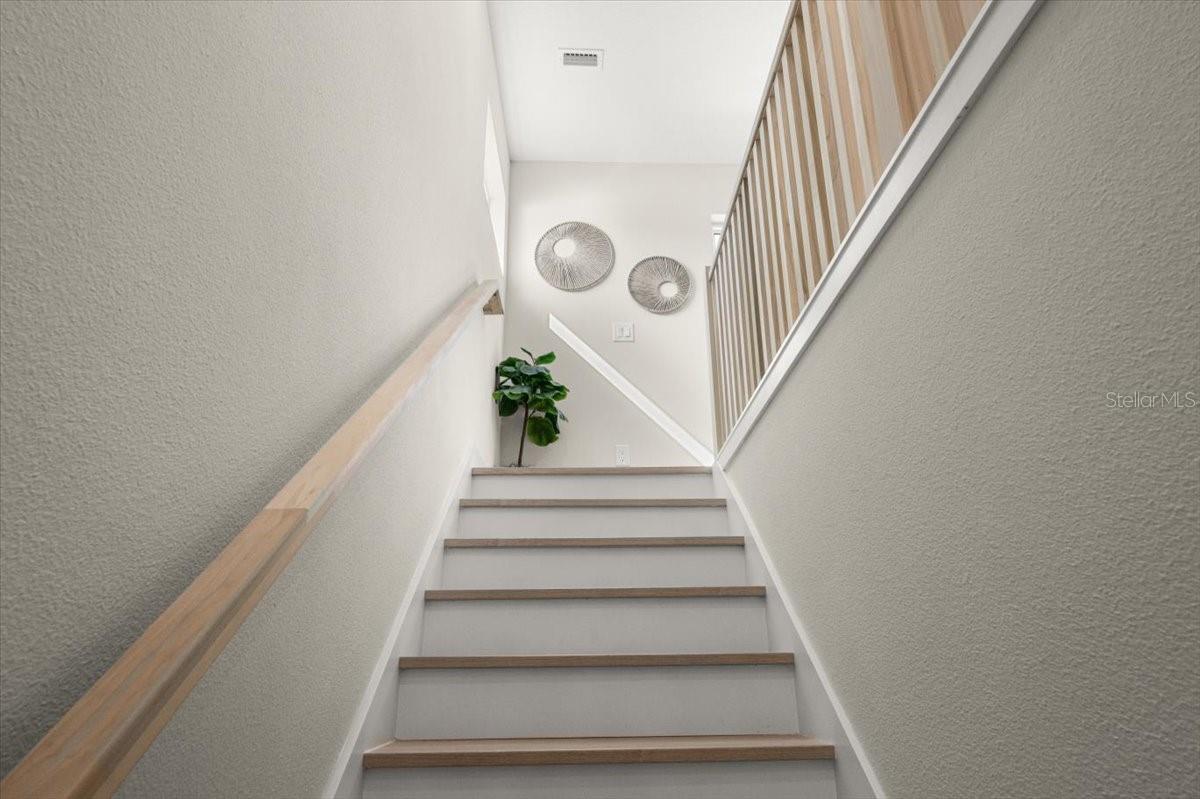 72 Aurora Ave Property Photo 30