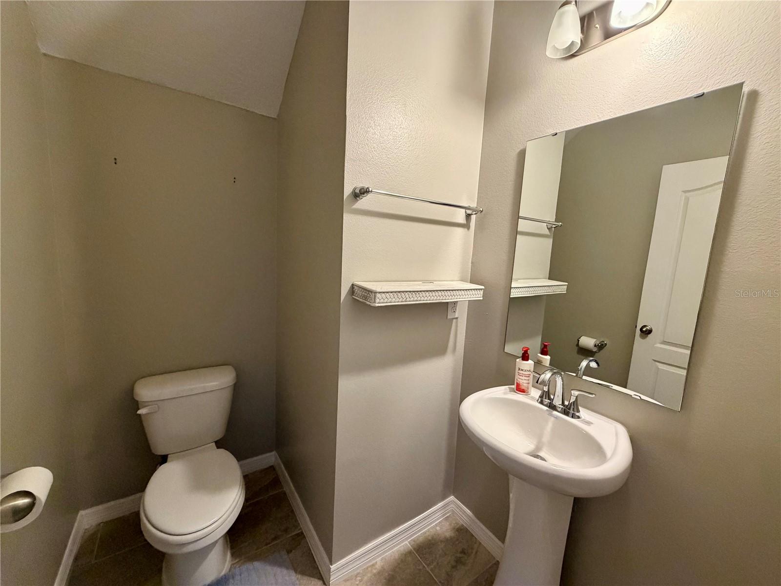 293 Jackson Loop Property Photo 5