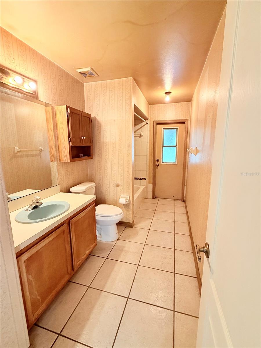 632 Fourwind St Property Photo 20
