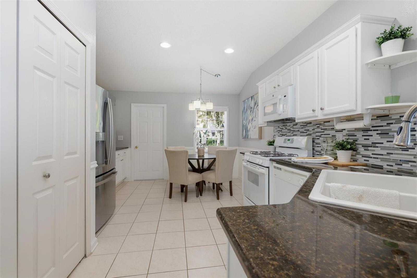 226 Stonington Way Property Photo 12