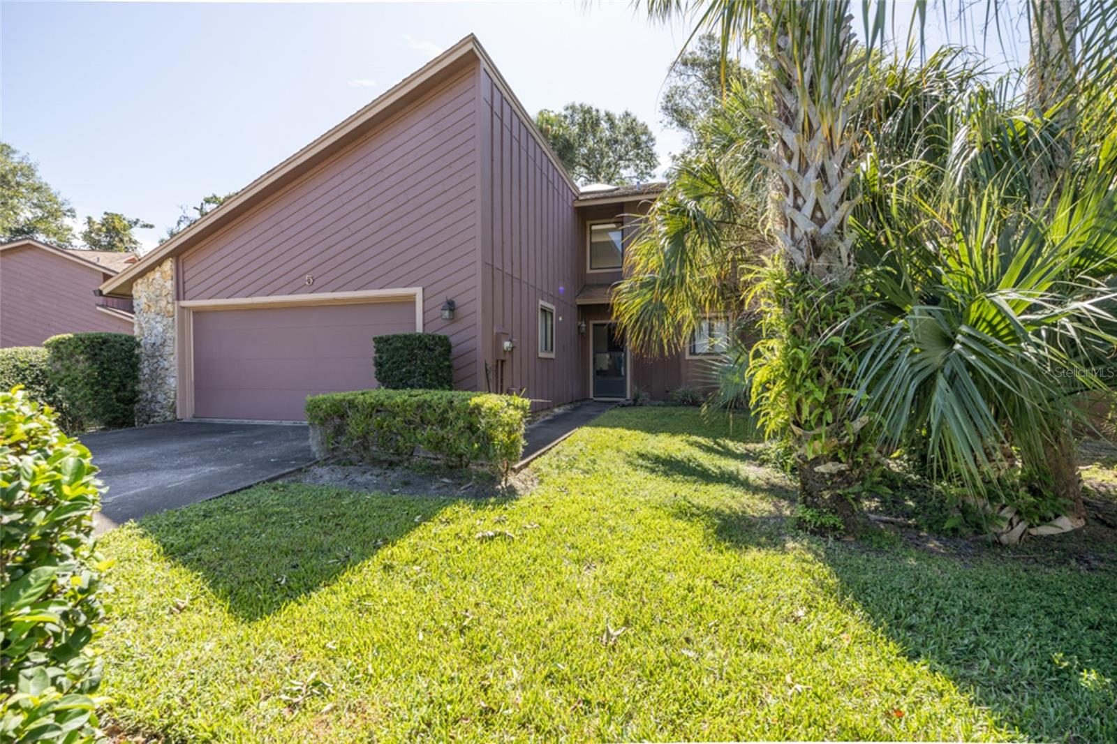 5 Wildwood Trl N Property Photo 1