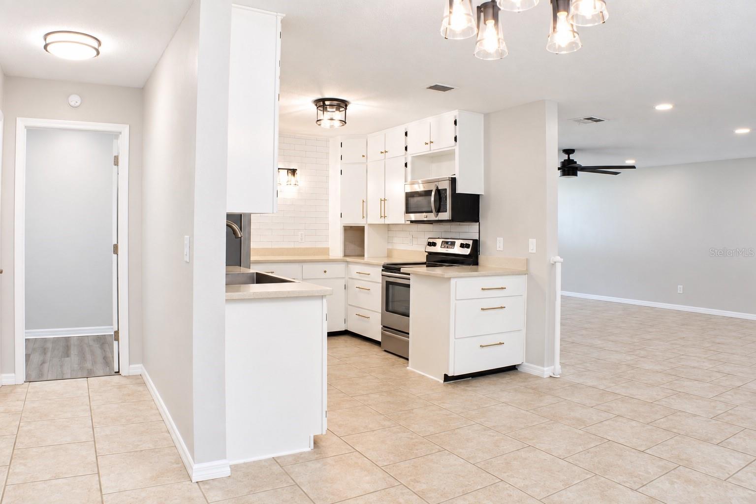 8042 Ridge Way Property Photo 12