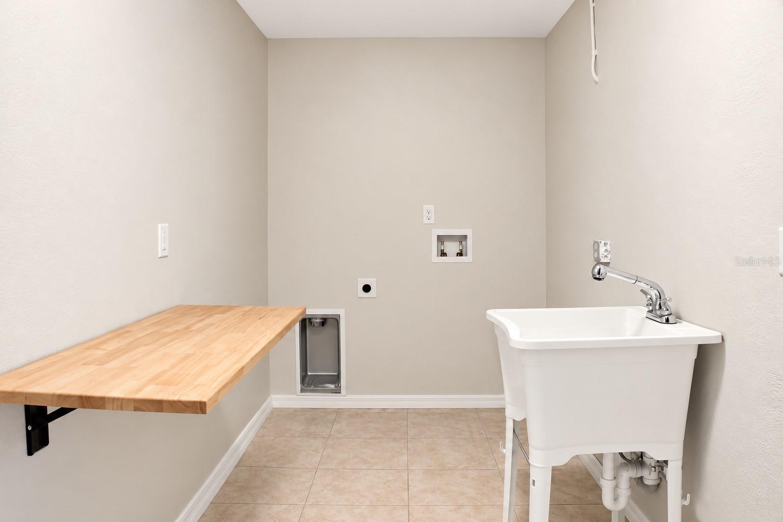 8042 Ridge Way Property Photo 37