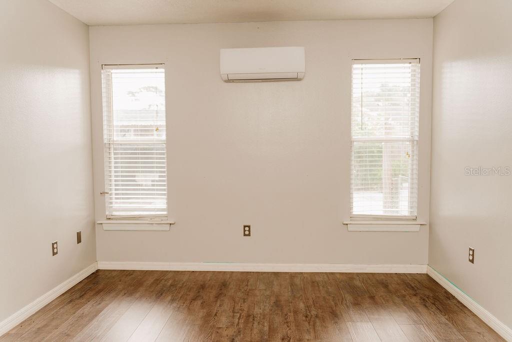 440 Berwick Cir #2 Property Photo 5