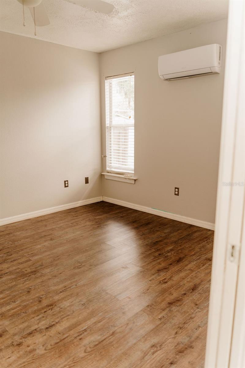 440 Berwick Cir #2 Property Photo 6