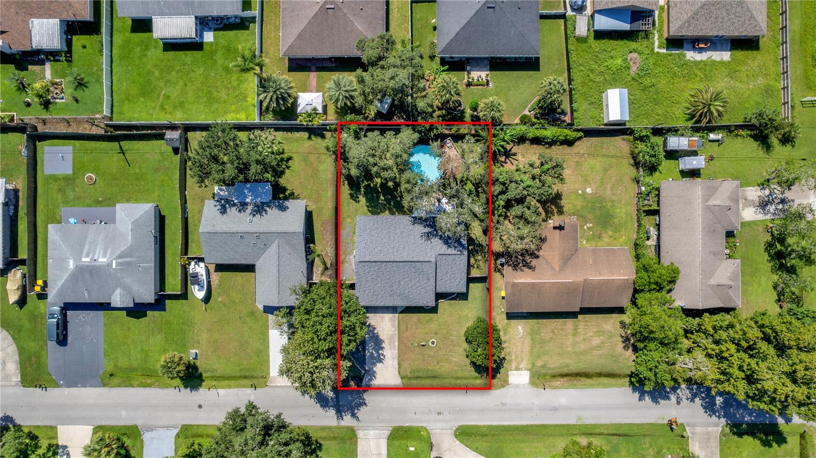 2512 Pine Tree Dr Property Photo 22