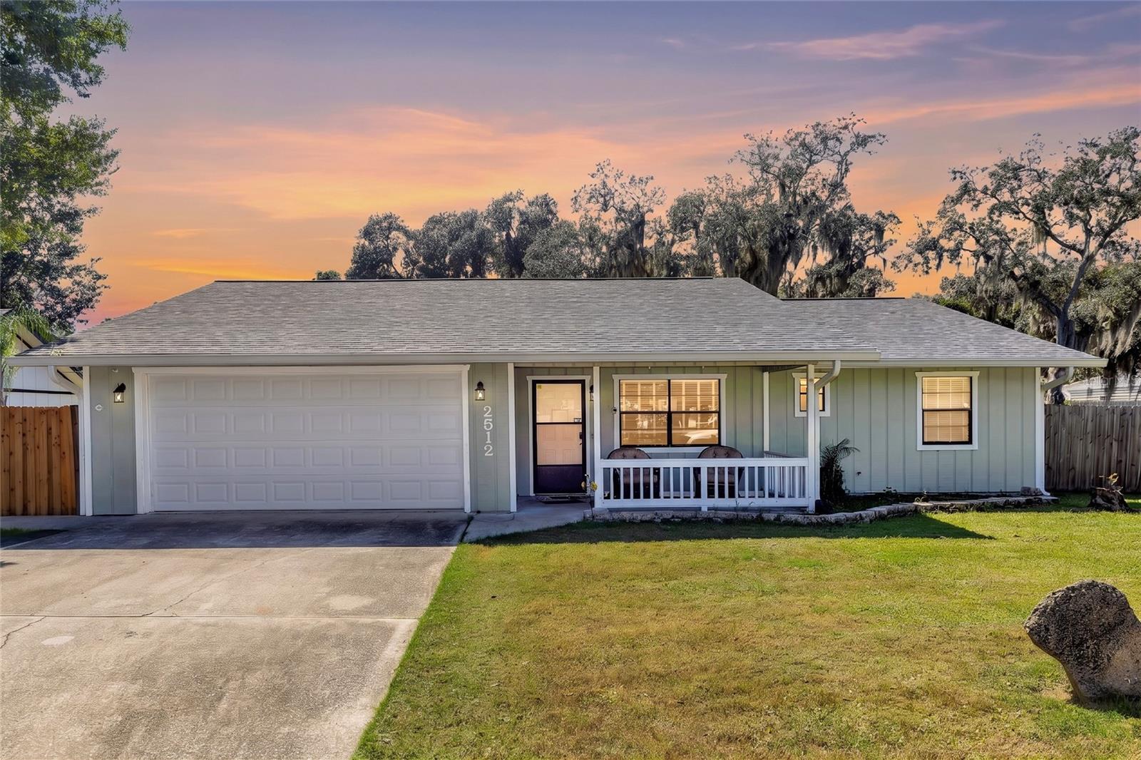 2512 Pine Tree Dr Property Photo 25