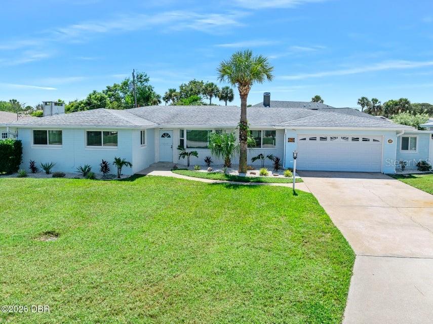 190 ELLICOTT DR Property Photo 1