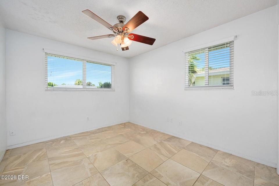 190 Ellicott Dr Property Photo 38