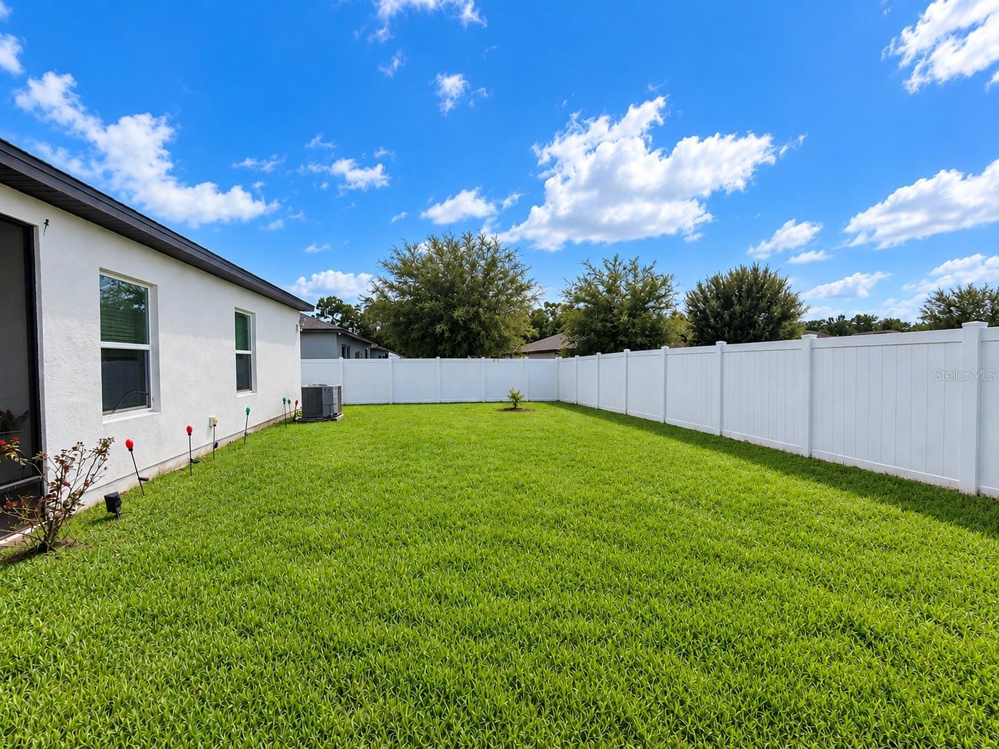 3512 Fernanda Dr Property Photo 3