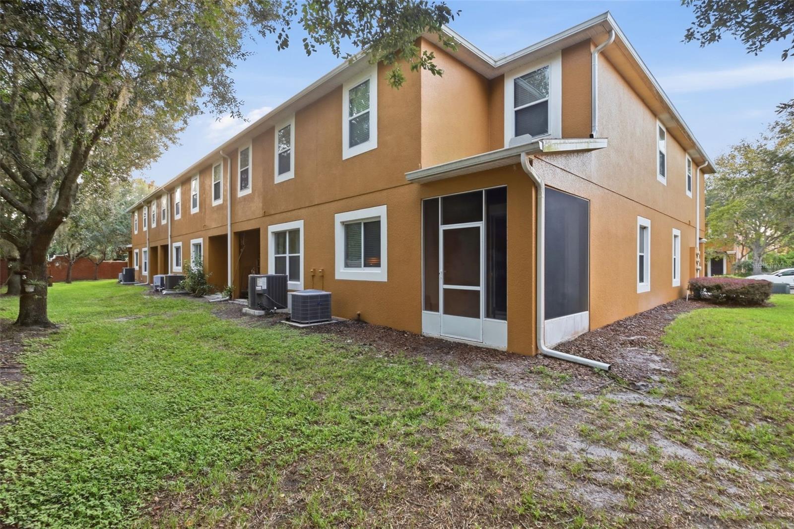5529 Rutherford Pl Property Photo 4