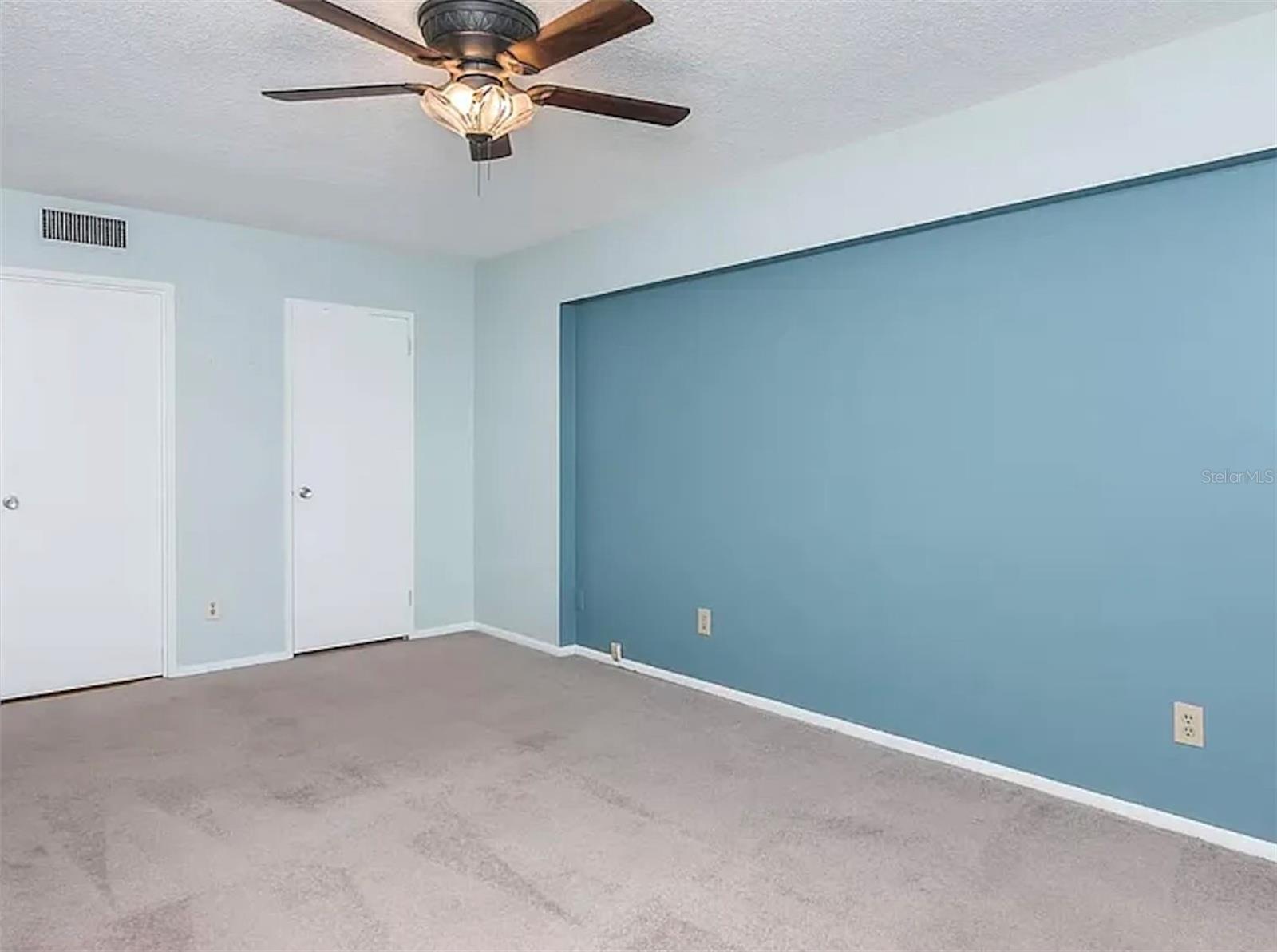 1224 S Peninsula Dr #415 Property Photo 9