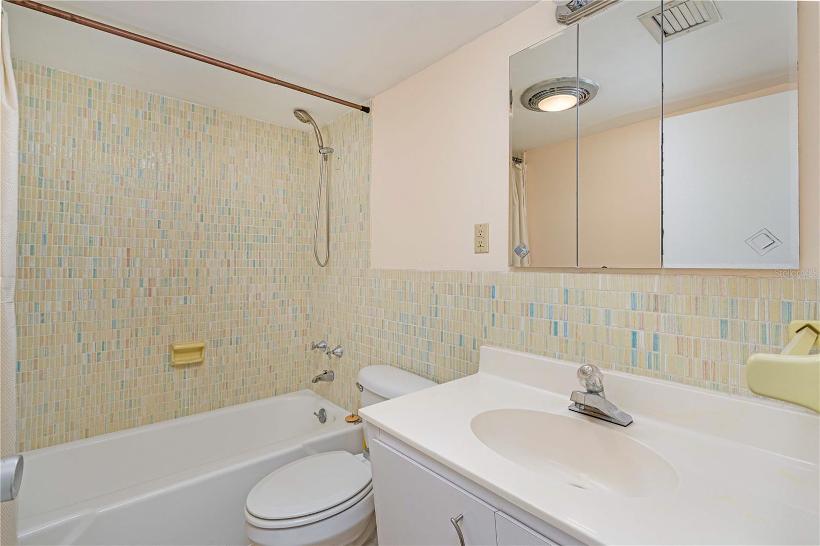 1224 S Peninsula Dr #415 Property Photo 14