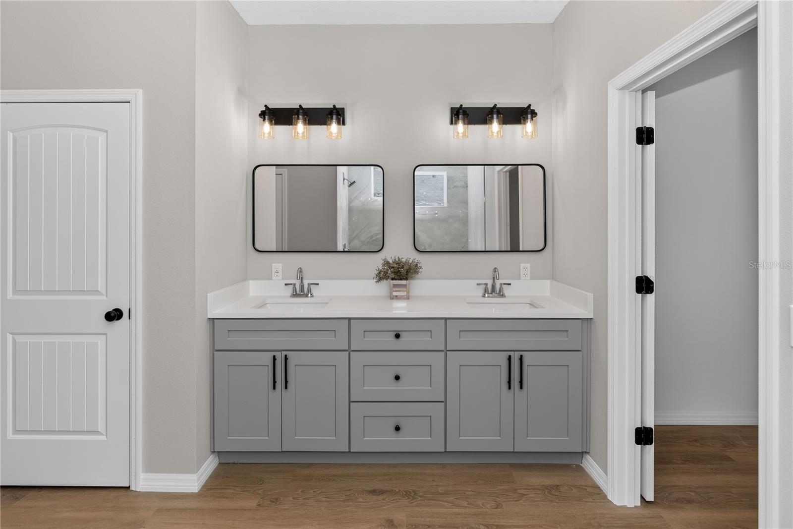 2514 Maximus Ct Property Photo 15