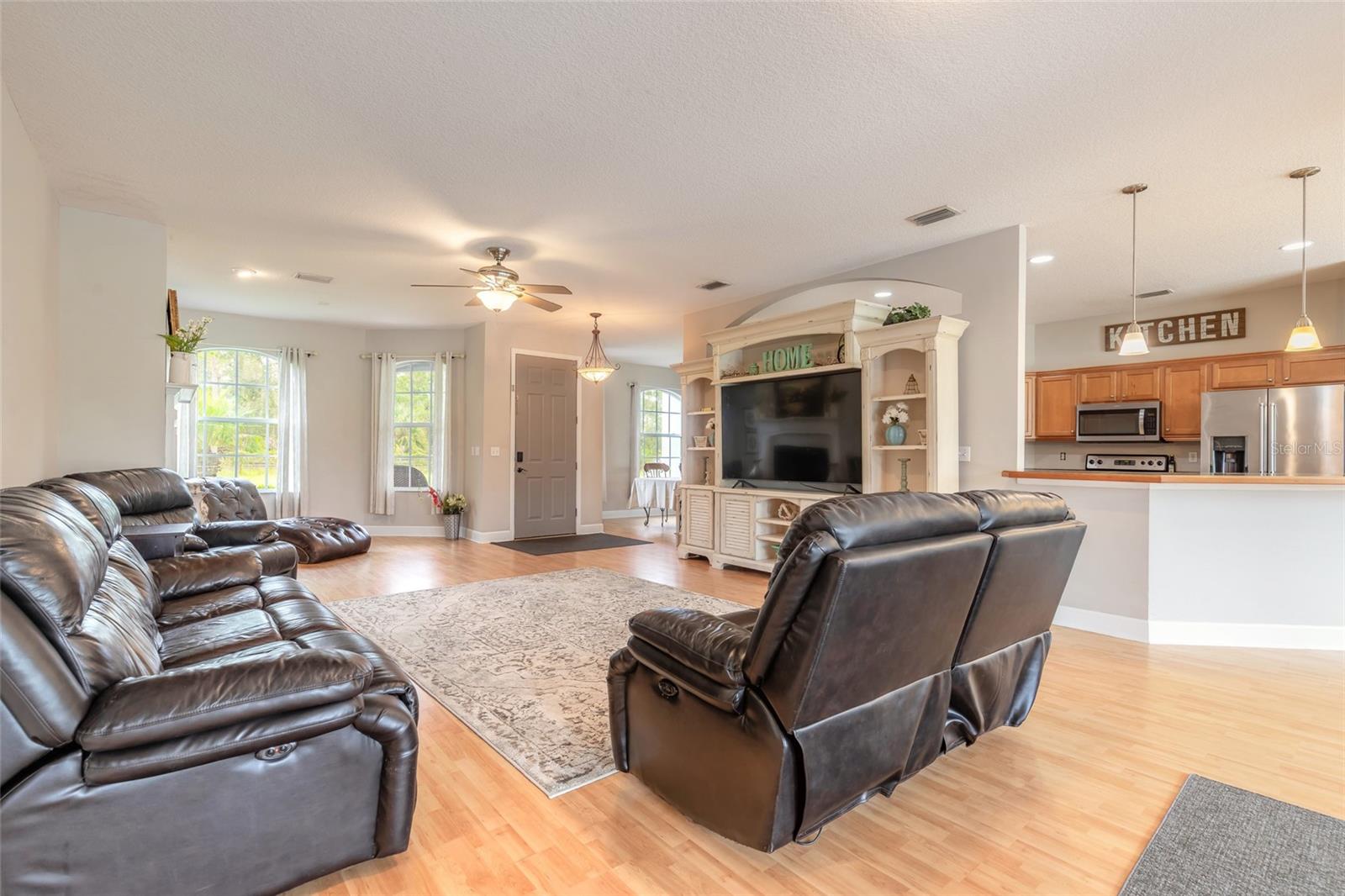 4048 Quail Nest Ln Property Photo 9