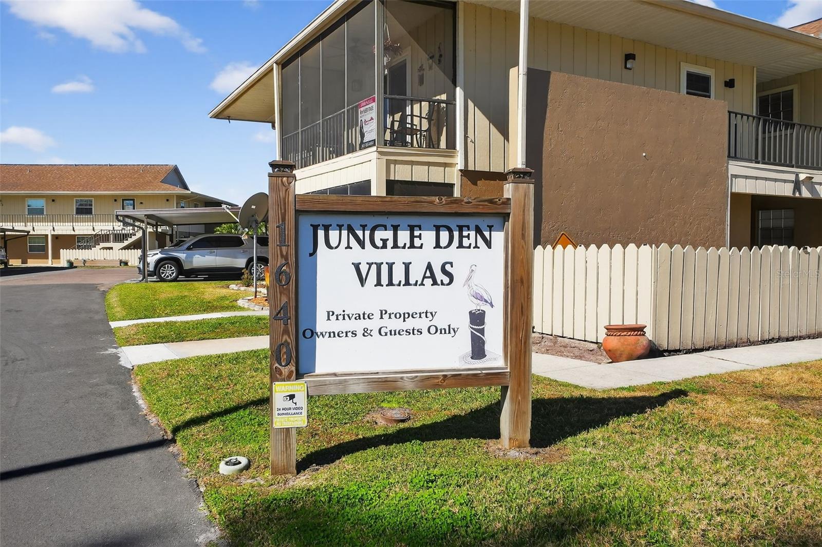 1640 Juno Trl #102a Property Photo 2