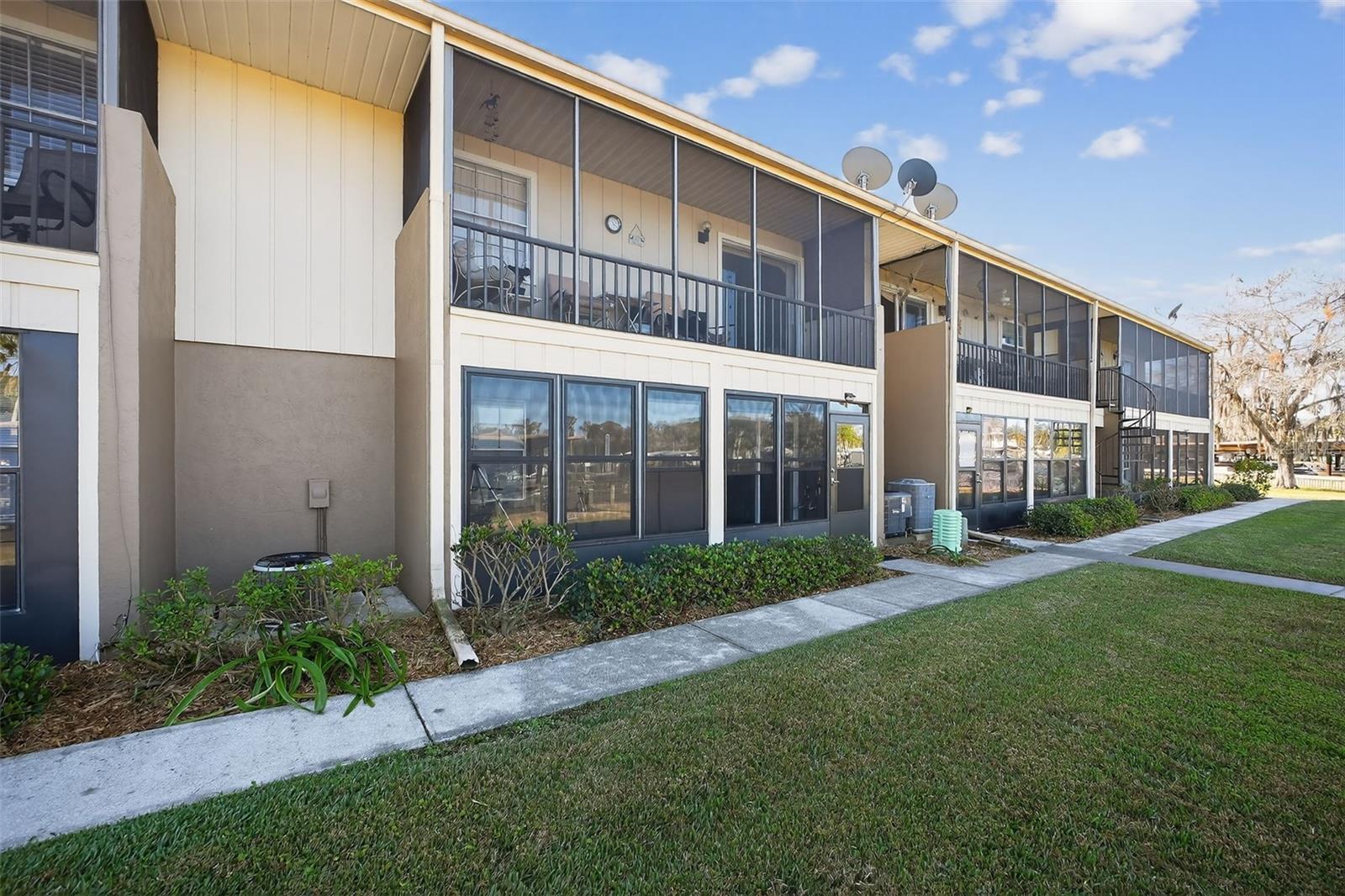 1640 Juno Trl #102a Property Photo 7