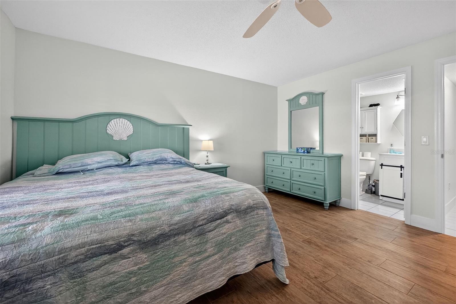 1640 Juno Trl #102a Property Photo 26