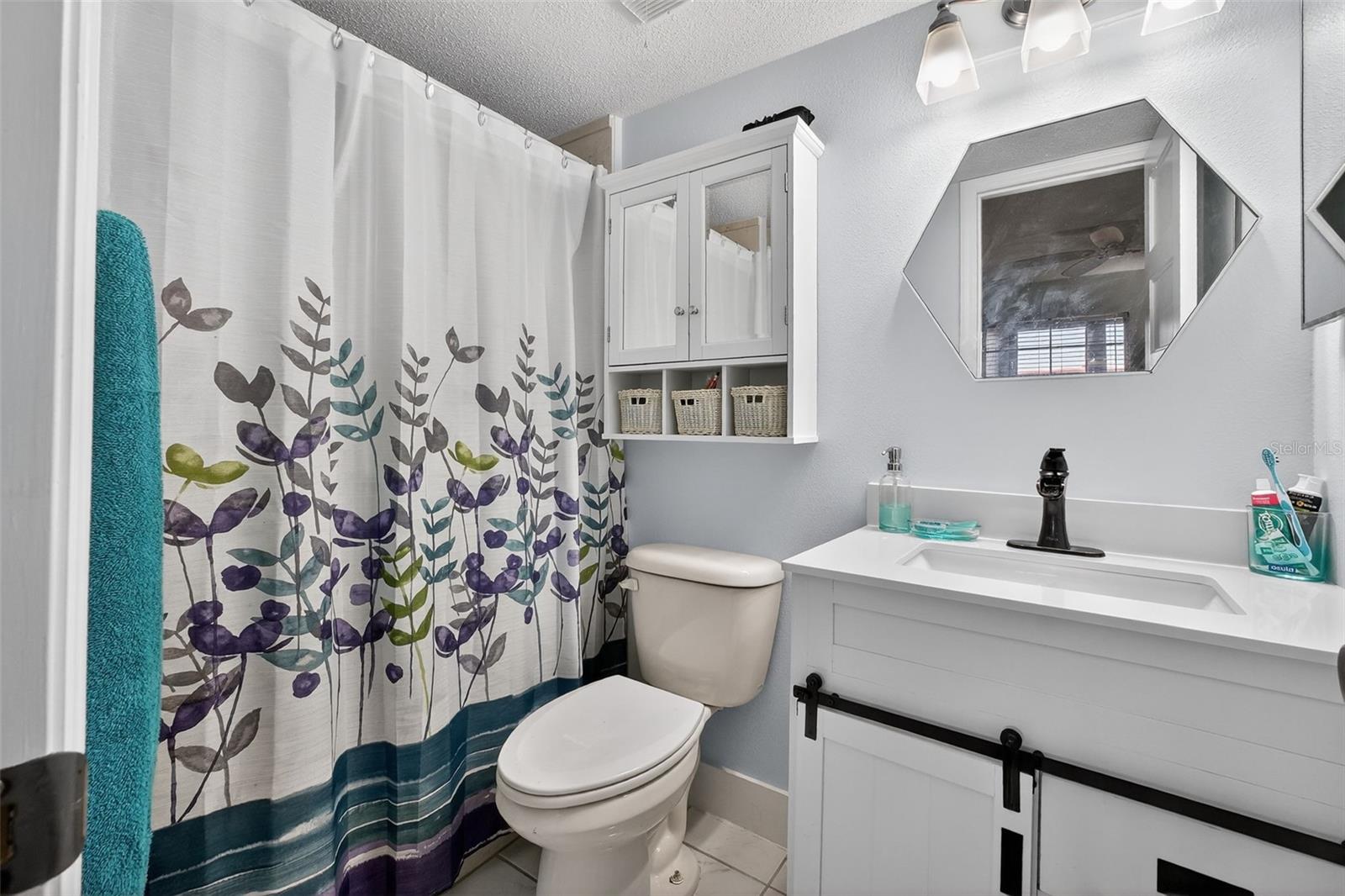 1640 Juno Trl #102a Property Photo 27