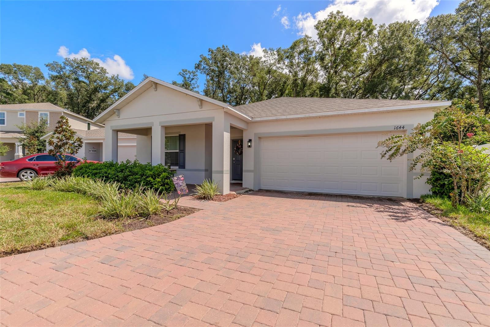 1644 Andover Ridge Dr Property Photo 4