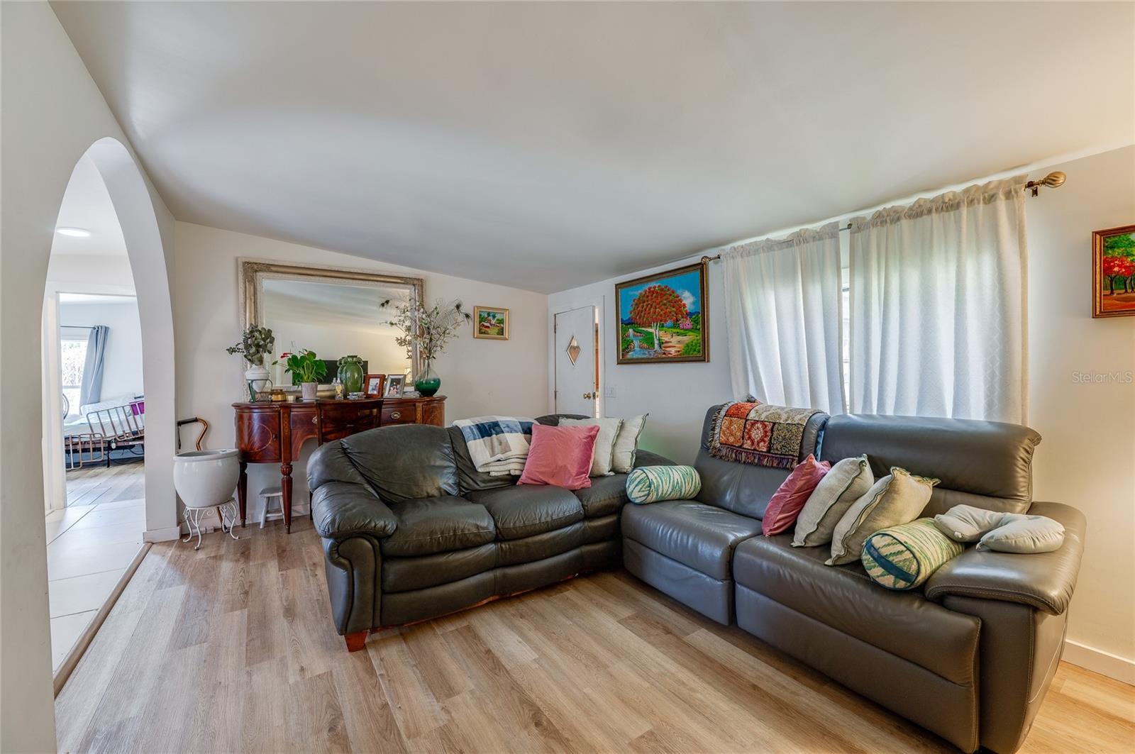 41330 Ford Rd Property Photo 16