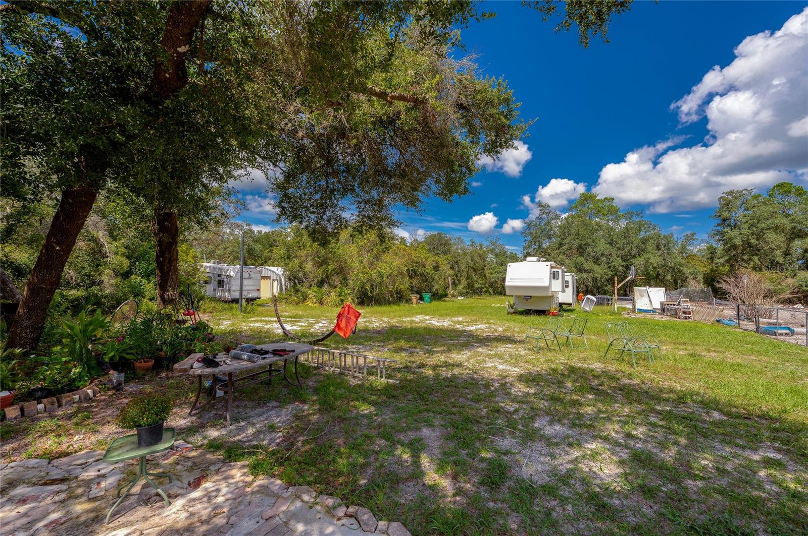 41330 Ford Rd Property Photo 29