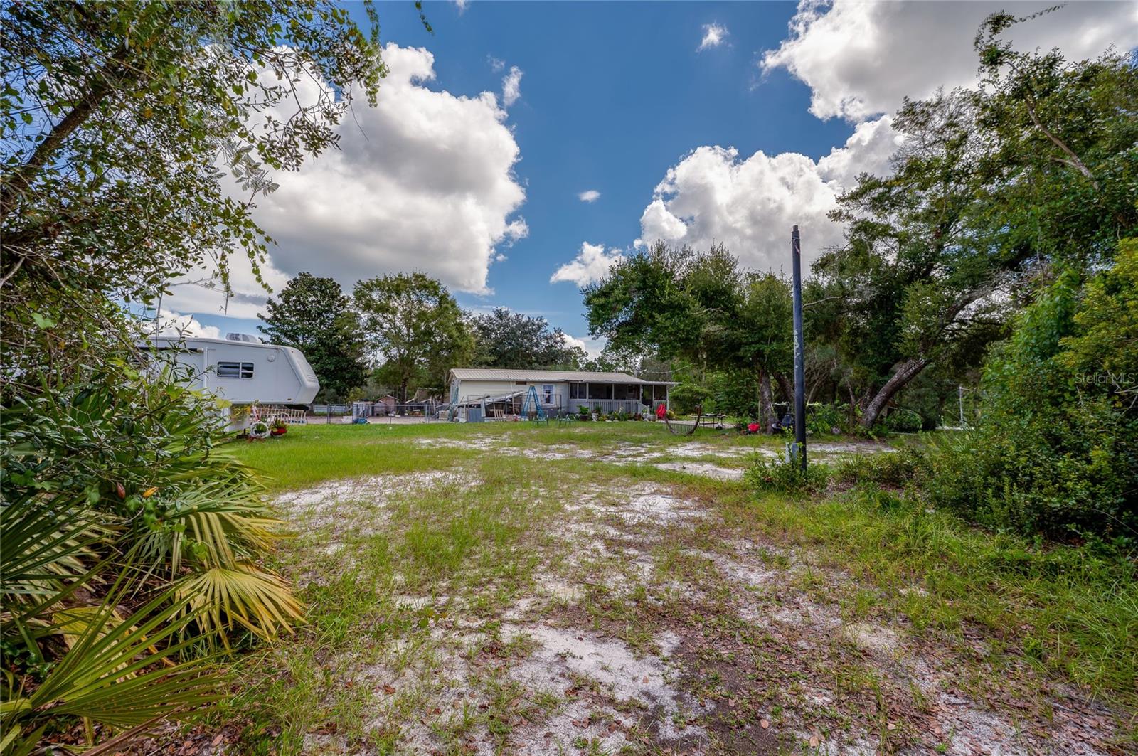 41330 Ford Rd Property Photo 37