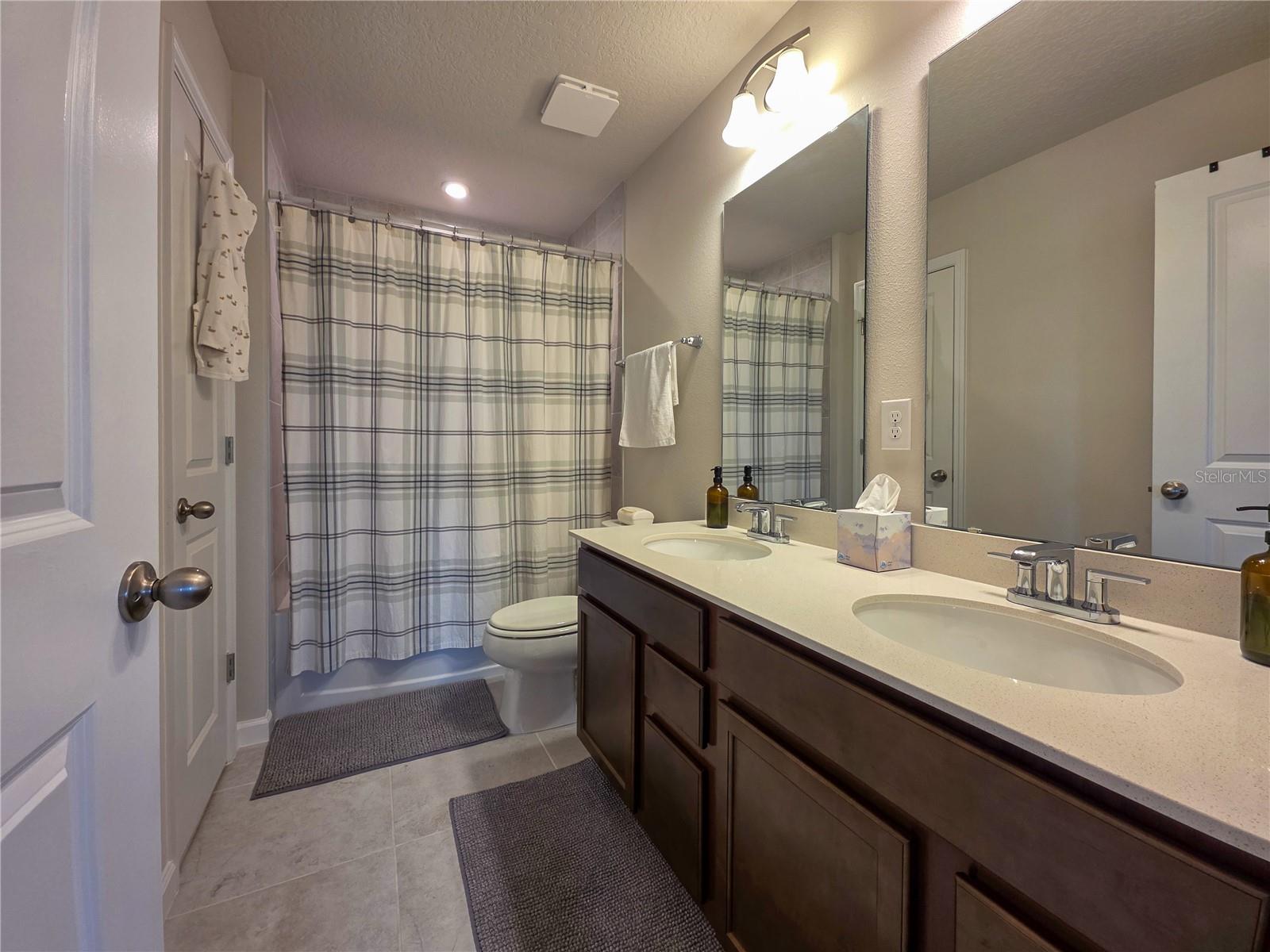 3049 Ruby Falls Dr Property Photo 24