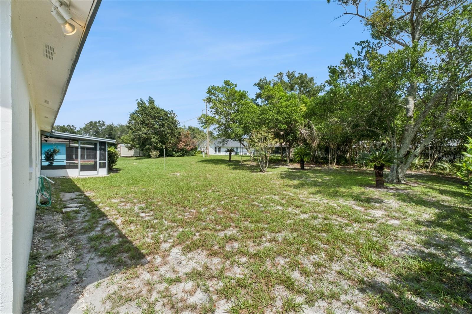 1679 E Apache Cir Property Photo 30