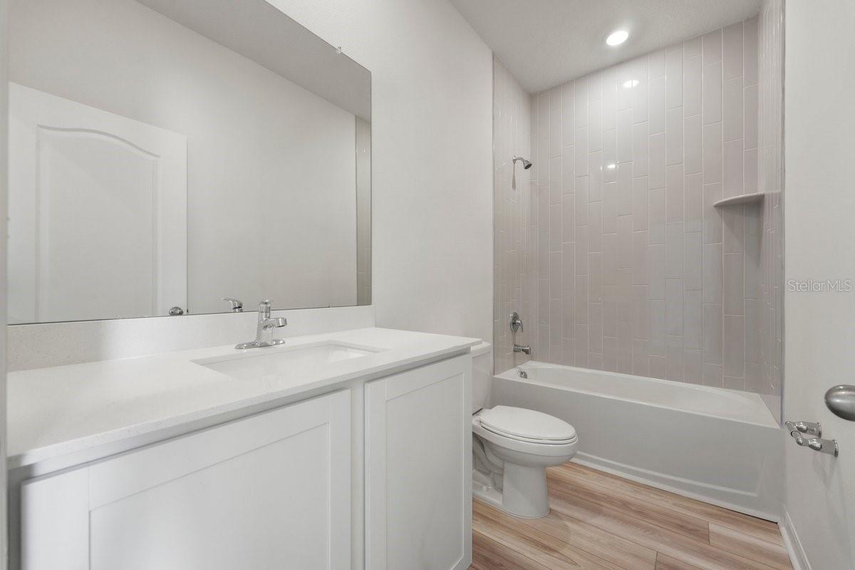 850 Glasgow Ave Property Photo 17