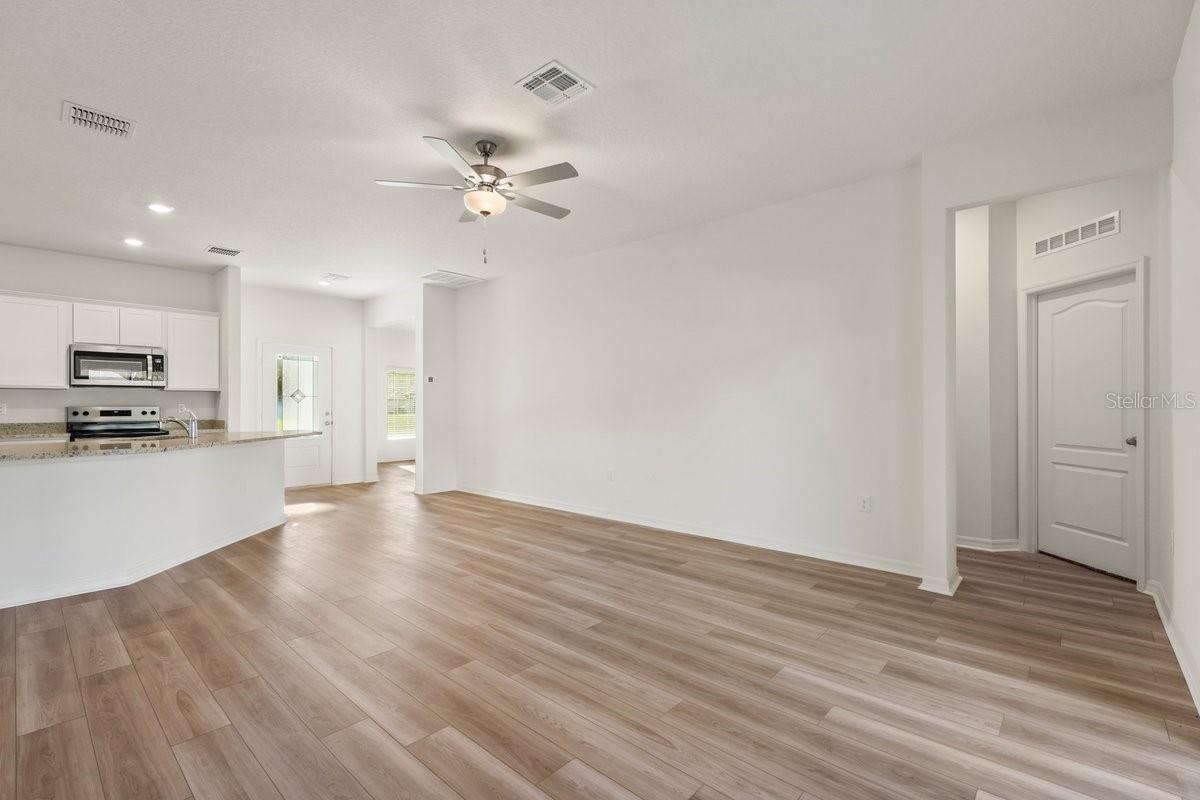 1768 Courtland Blvd Property Photo 7