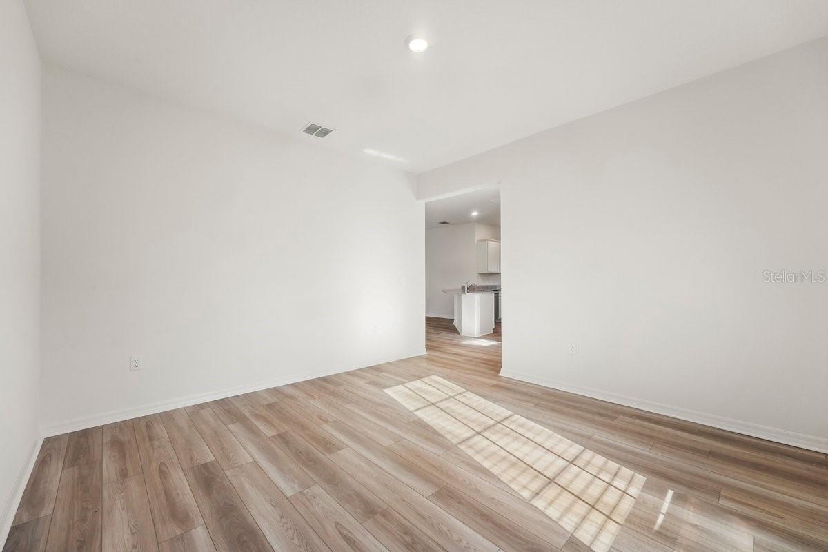 1768 Courtland Blvd Property Photo 13