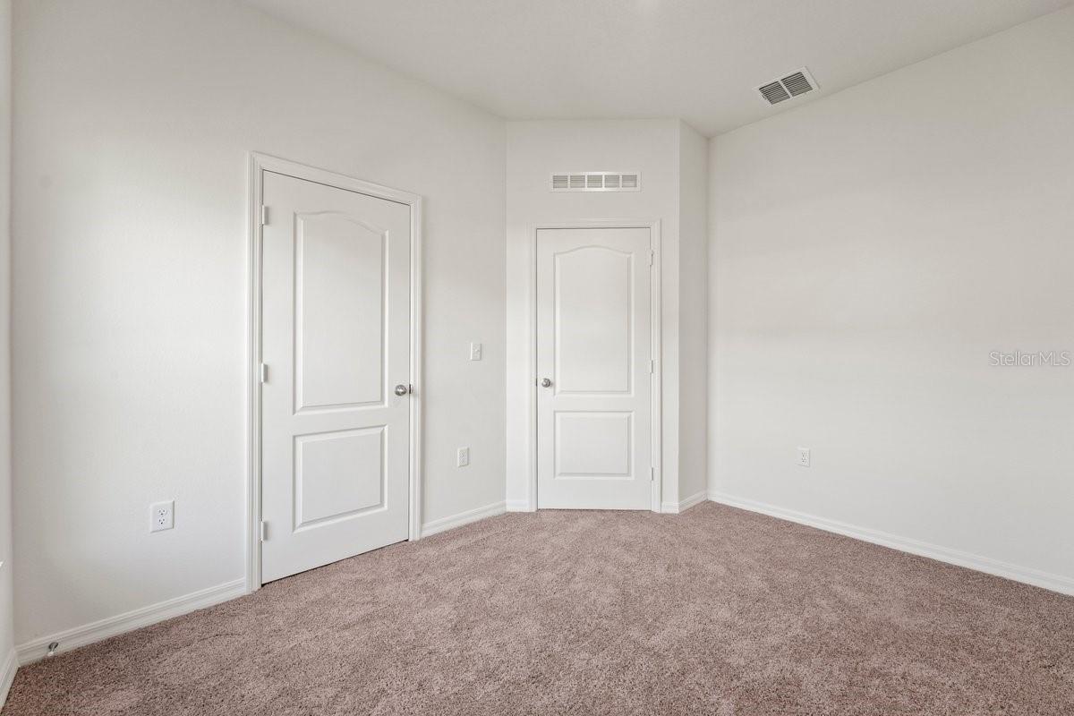 1768 Courtland Blvd Property Photo 16