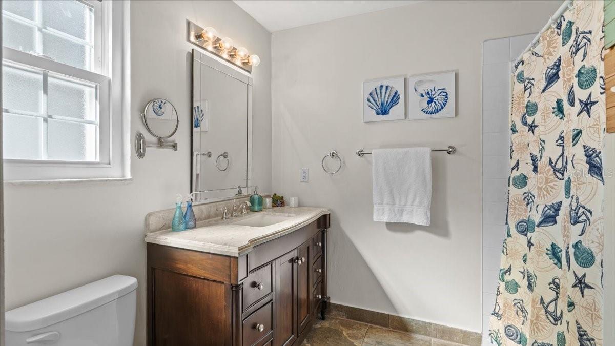 840 Center Ave #67 Property Photo 15