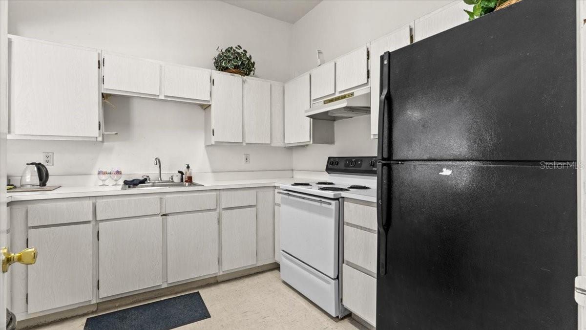 840 Center Ave #67 Property Photo 29