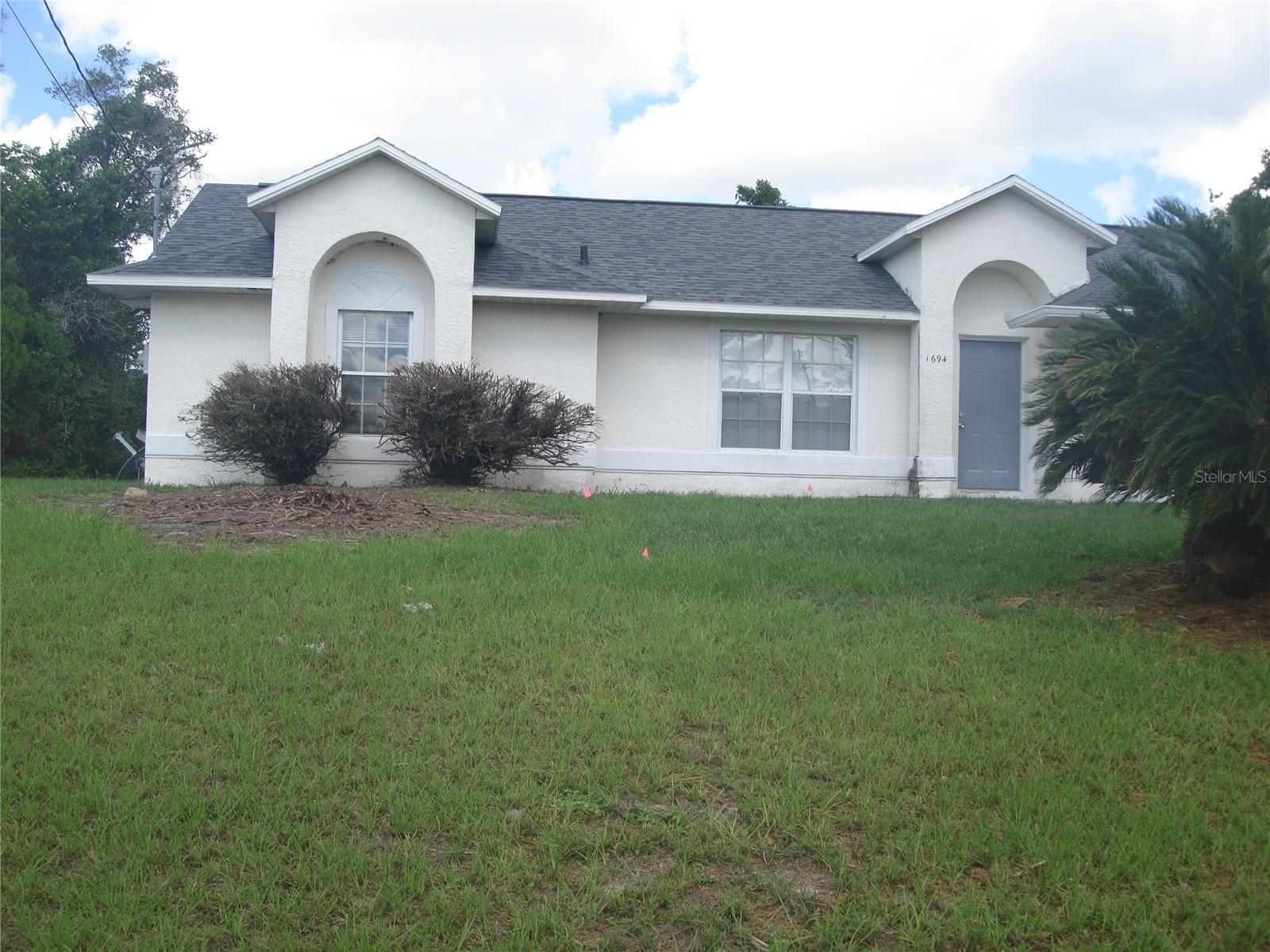 1694 April Ave Property Photo 1