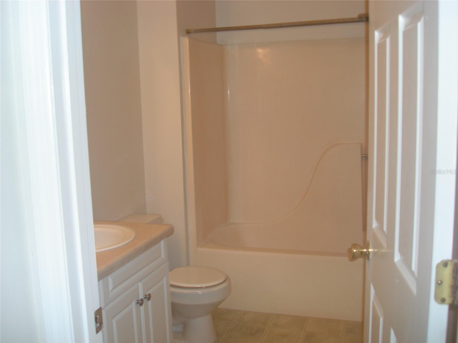 1694 April Ave Property Photo 4