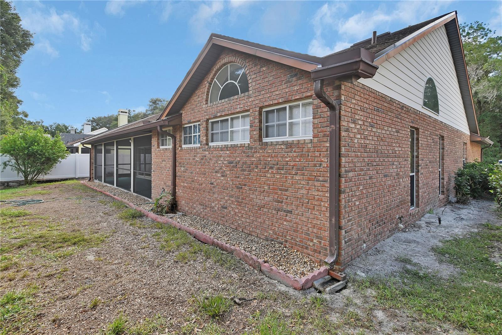 511 Briar Oak Way Property Photo 34