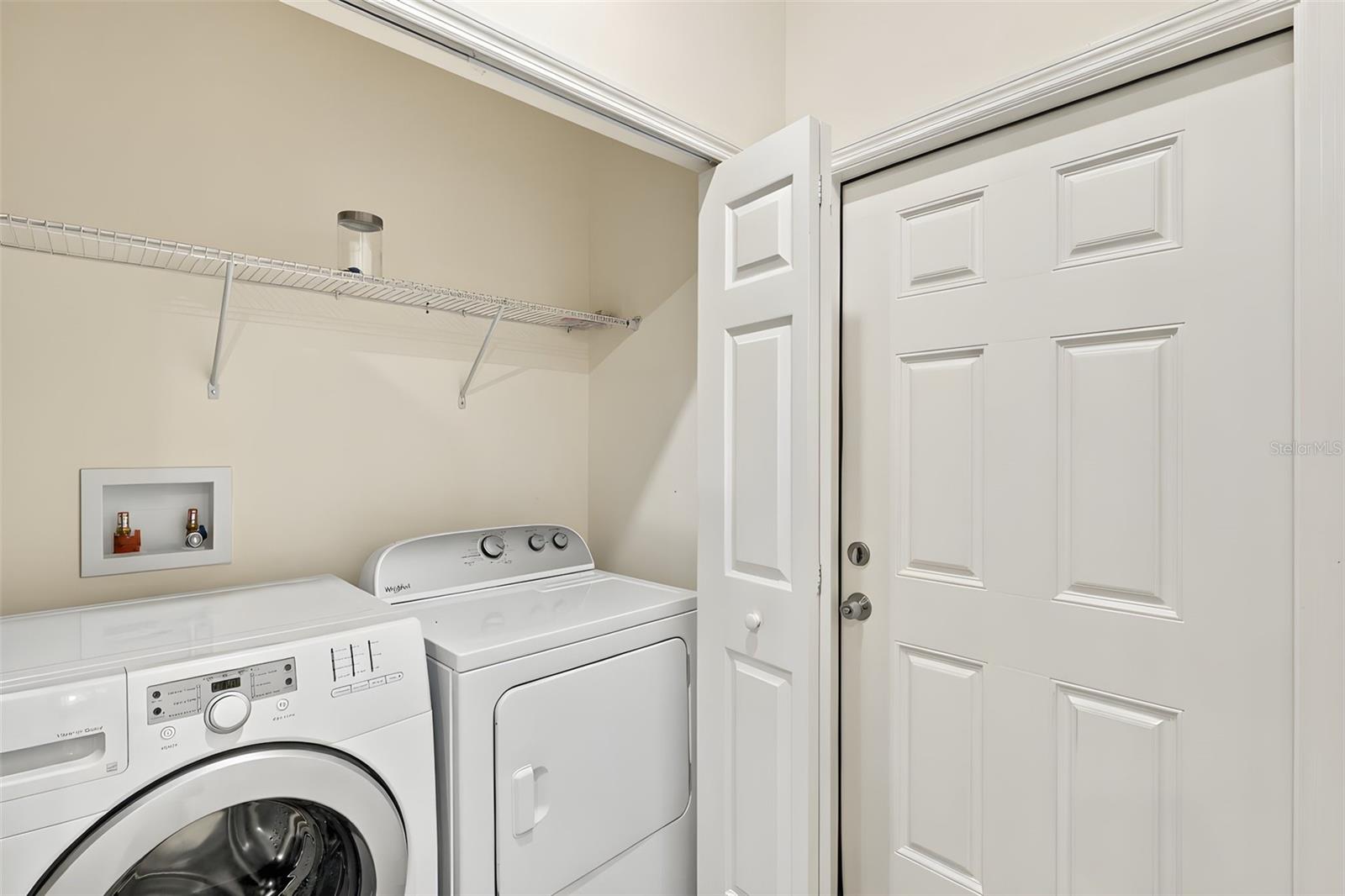 1523 Zinnia Dr Property Photo 32