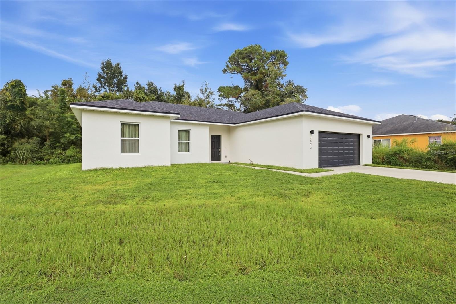 1523 Zinnia Dr Property Photo 39