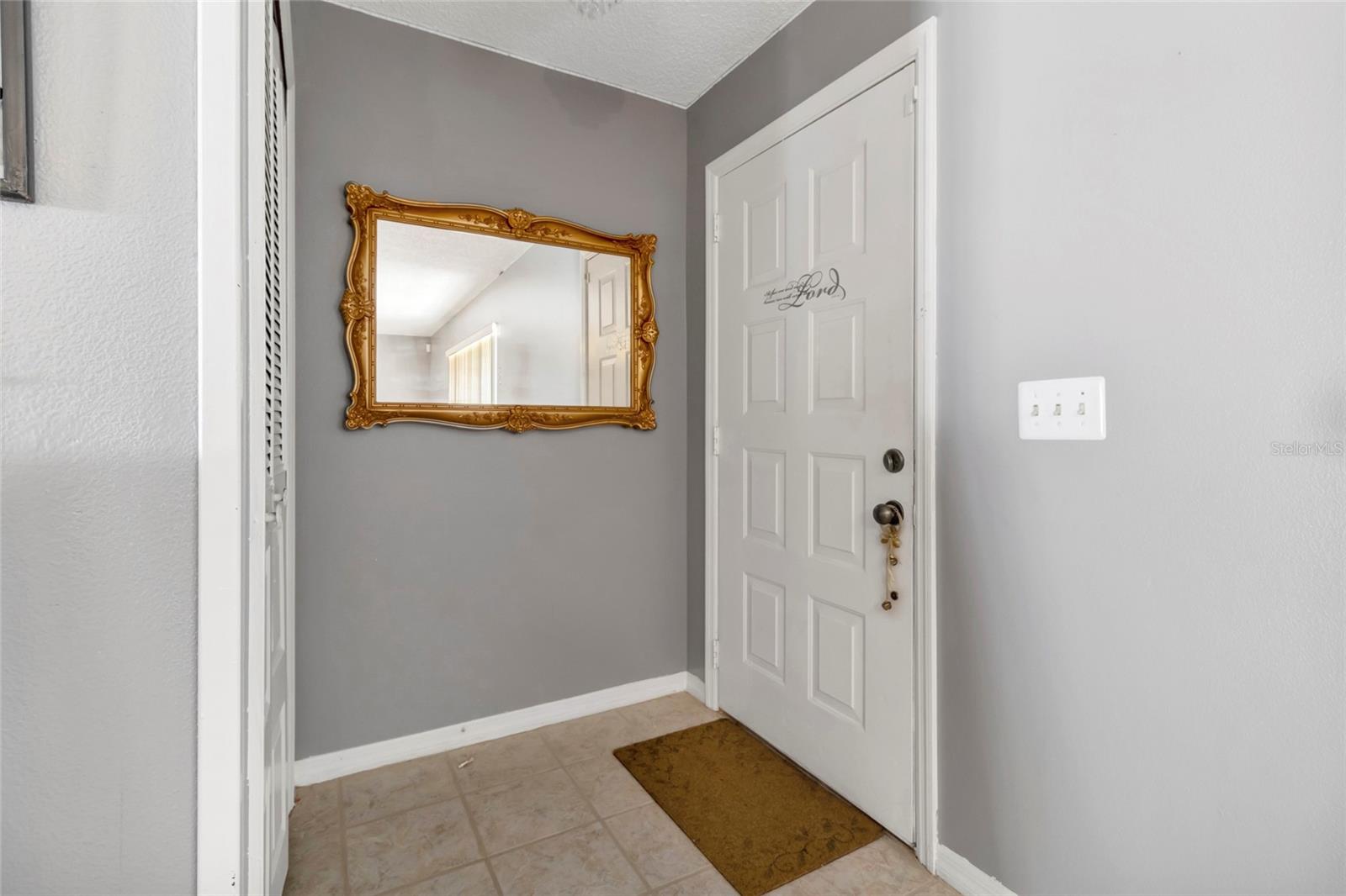 1329 Dandelion Dr Property Photo 3