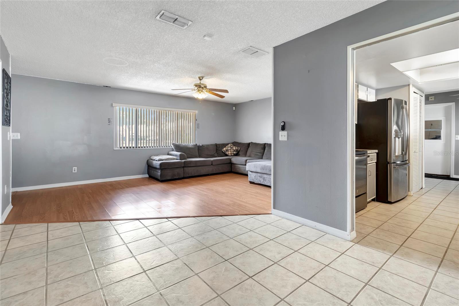 1329 Dandelion Dr Property Photo 6