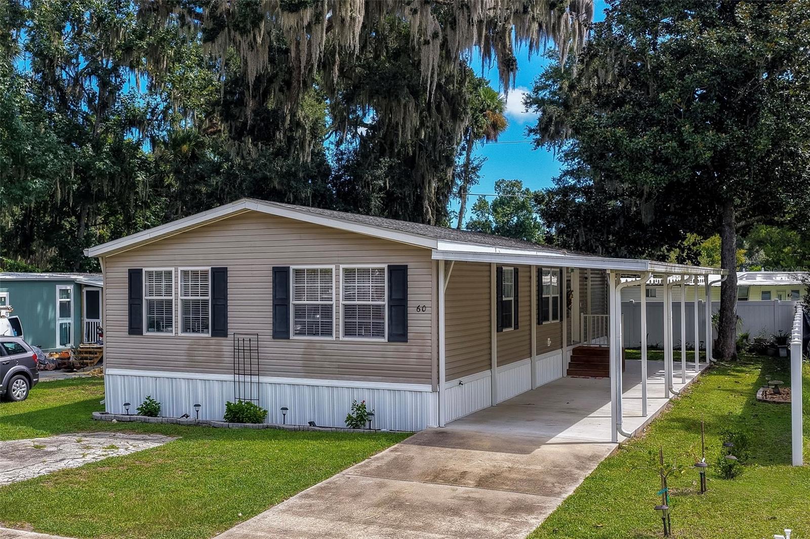 60 Golden Gate Cir Property Photo 1