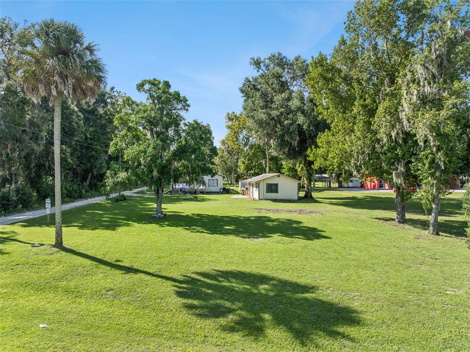 54901 Cedar Crest Rd Property Photo 25