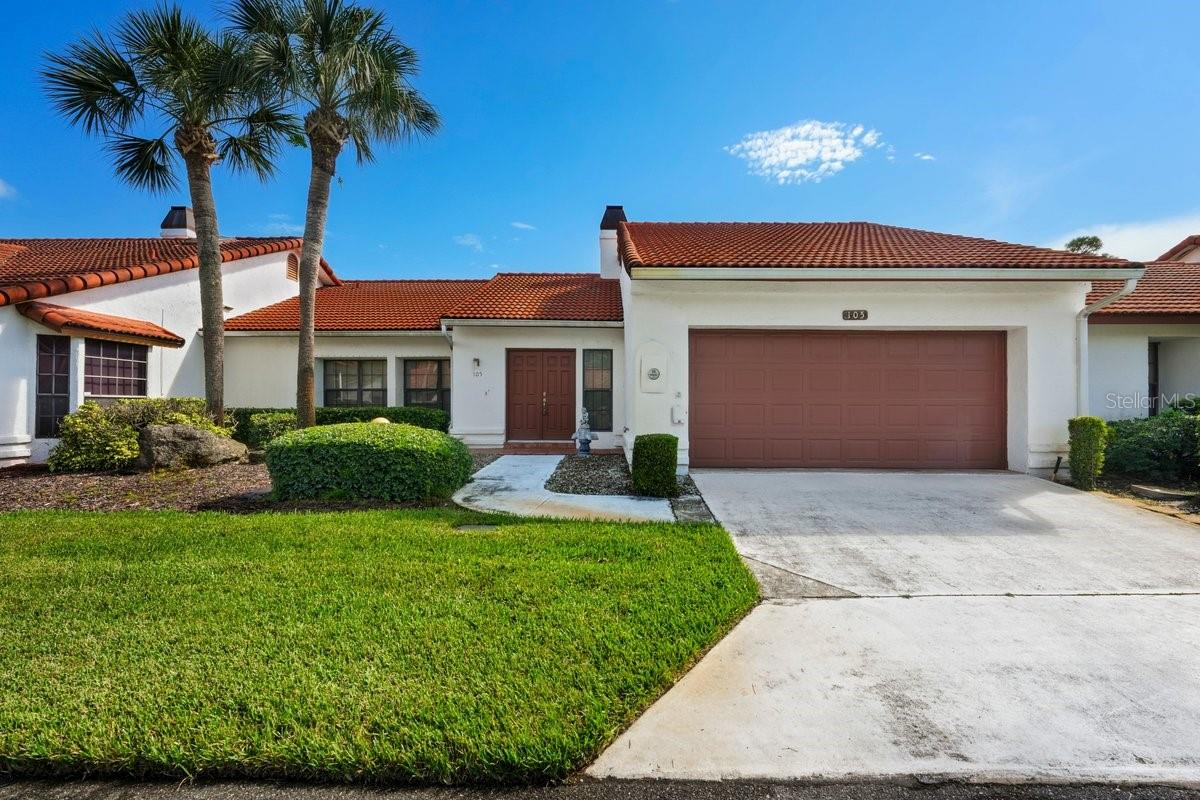 105 Oyster Catcher Ct Property Photo 1