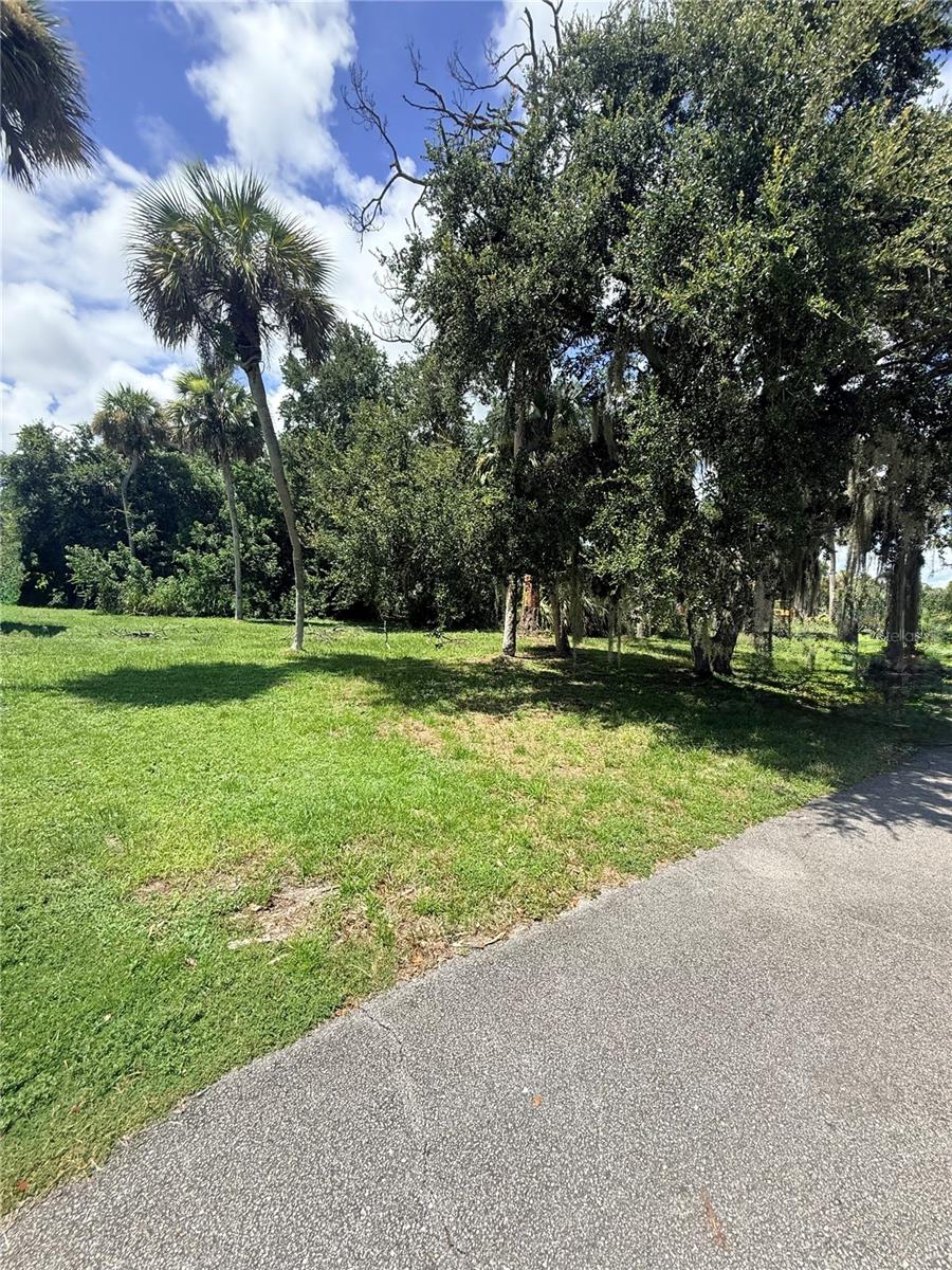5235 Amy Ln Property Photo 1