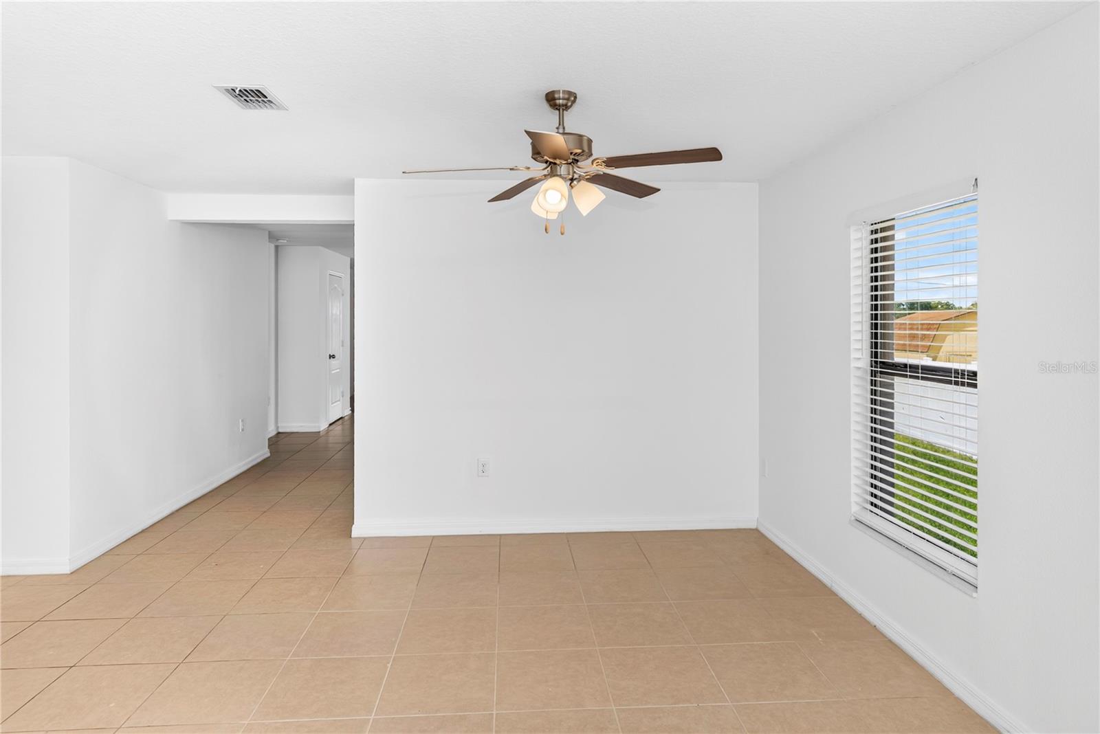 1528 E Falmouth Ave Property Photo 9