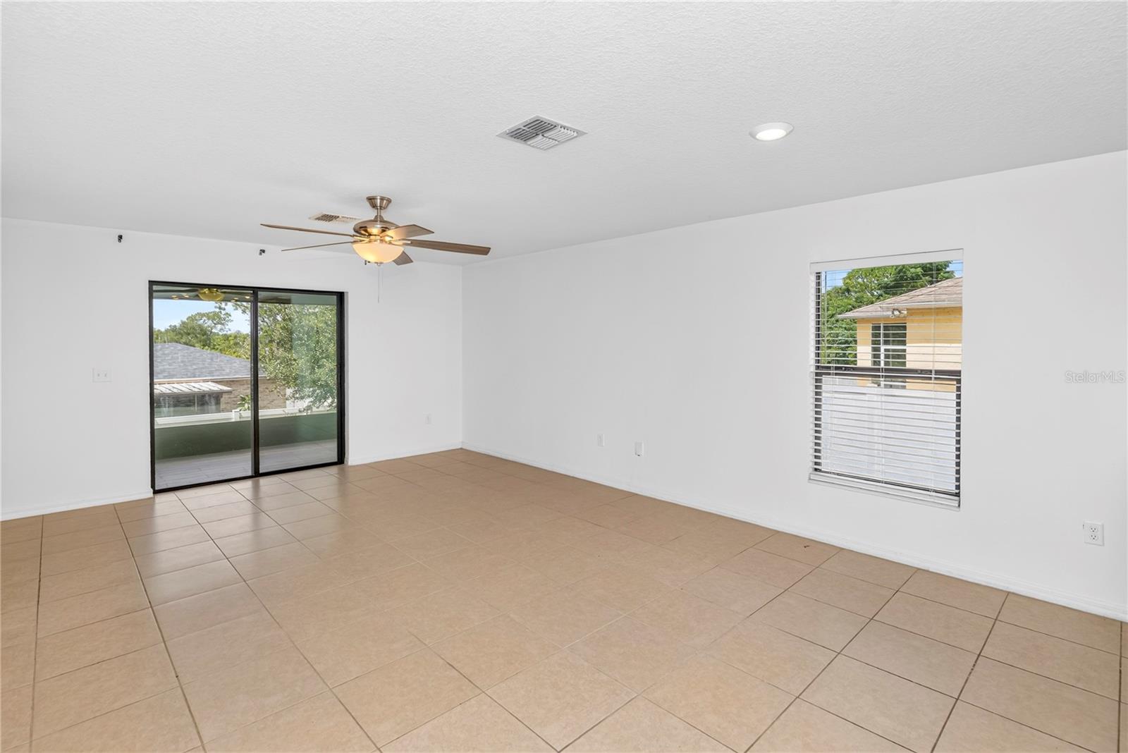 1528 E Falmouth Ave Property Photo 10