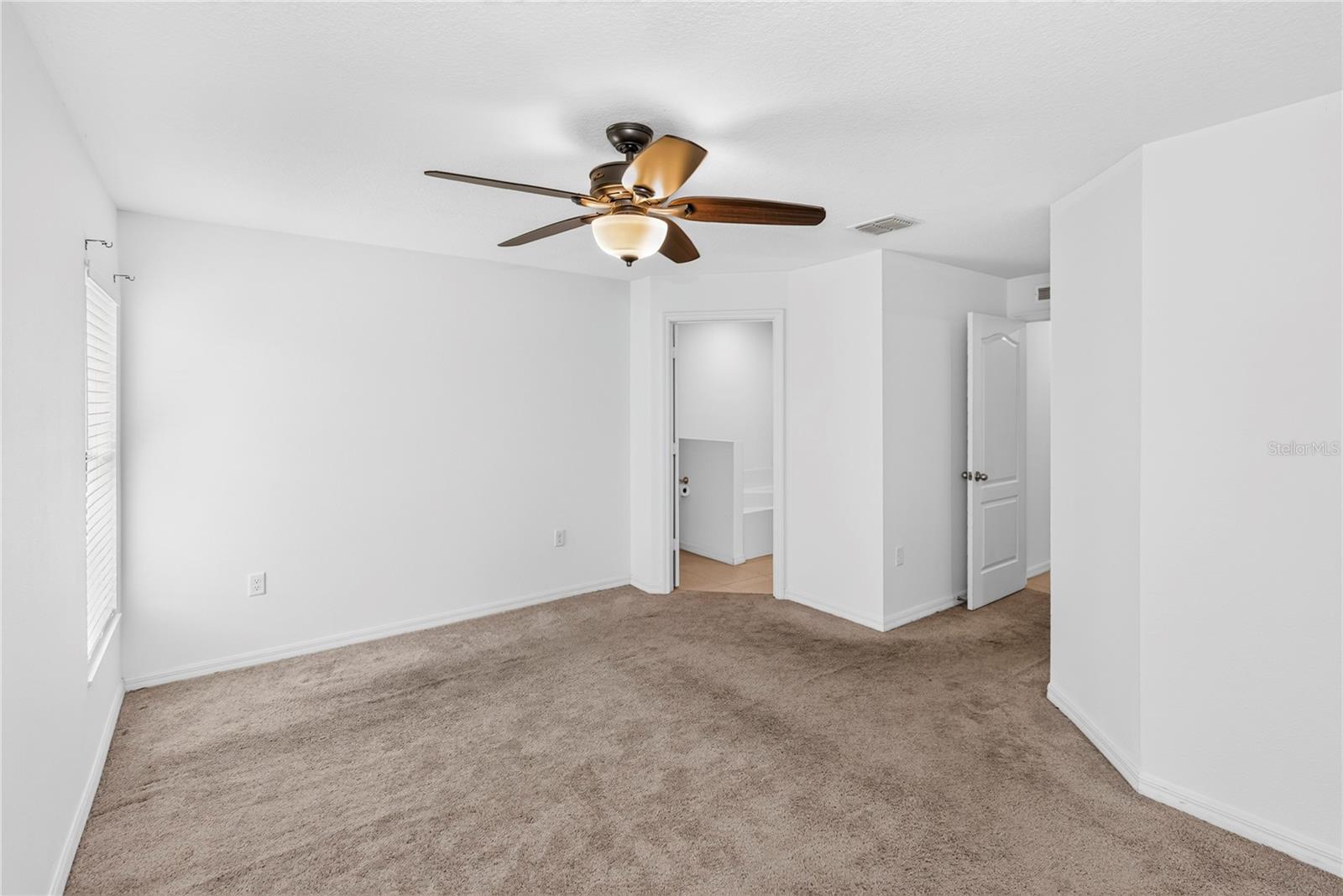 1528 E Falmouth Ave Property Photo 12